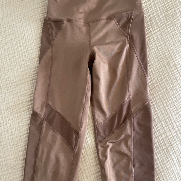 FREE PEOPLE MOVEMENT CLAY HIGH RISE MESH LEGGING SIZE SMALL full length - Picture 4 of 10
